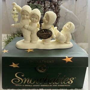 DEPT. 56 SNOWBABIES “EVEN A SMALL LIGHT SHINES IN THE DARKNESS" •  ORIGINAL BOX